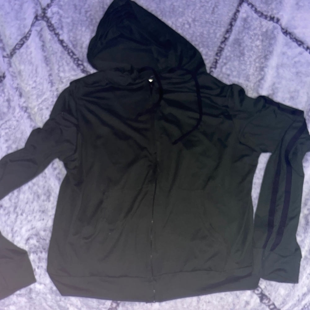Dark green jogger fit . 1x in size never worn tag in pocket.